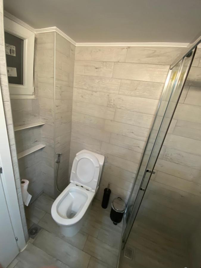 Lovely Apartment/1Bedroom Next To Metro เอเธนส์ ภายนอก รูปภาพ